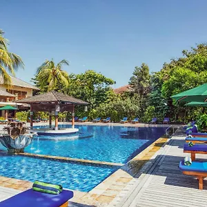 risata-bali-resort-spa.ubudhotelsnow.com/